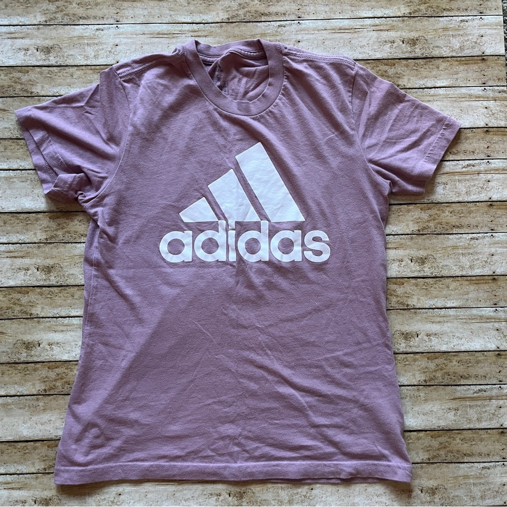 Size small adidas women’s soft tee shirt. Like new.